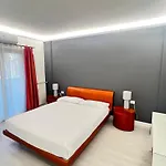 La Casa Del Tomo - Serenity & Charme, Steps From Cornelia Metro Line A Appartement Rome