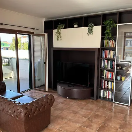 La Casa Del Tomo - Serenity & Charme, Steps From Cornelia Metro Line A Apartman Róma