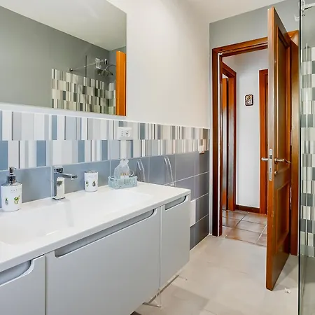 La Casa Del Tomo - Serenity & Charme, Steps From Cornelia Metro Line A Appartement