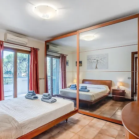 La Casa Del Tomo - Serenity & Charme, Steps From Cornelia Metro Line A Appartement