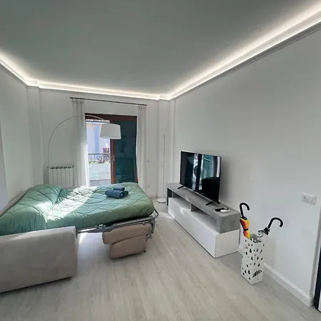 La Casa Del Tomo - Serenity & Charme, Steps From Cornelia Metro Line A Appartement *