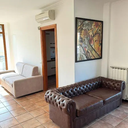 דירה La Casa Del Tomo - Serenity & Charme, Steps From Cornelia Metro Line A *